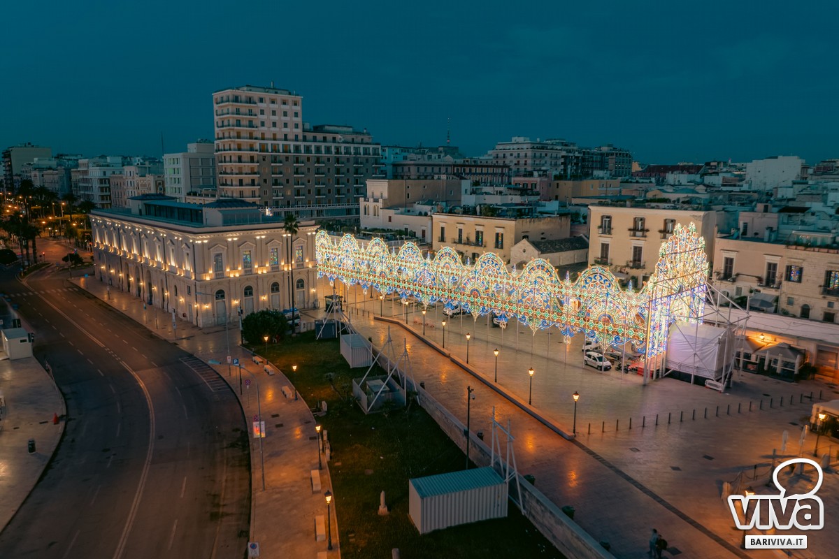 Luminarie per la Festa di San Nicola a Bari