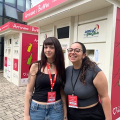 inaugurate due nuove eco stazioni per la raccolta selettiva stradale di rifiuti all ingresso del mercato di via Vaccarella
