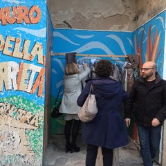 Il dono dei Lions al muro della solidarietà di InConTra