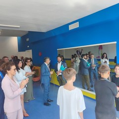 questa mattina la visita della viceministra Maria Teresa Bellucci e dell assessore Cavone presso lo spazio multifunzionale DesTEENazione