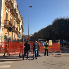 al via lavori rifacimento marciapiede piazza massari e basole bari vecchia