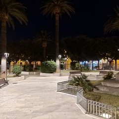 terminati i lavori per la nuova illuminazione di piazza Vittorio Emanuele a Ceglie