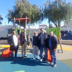 inaugurata la nuova area ludica accessibile ai bambini con disabilit nel giardino di via De Ribera al San Paolo