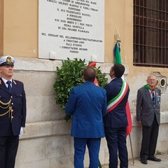 oggi la cerimonia commemorativa del anniversario della difesa del porto di Bari