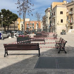 chiusura piazze e giardini