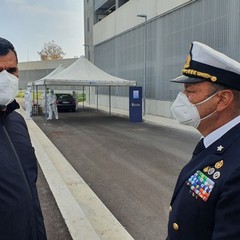 covid il sindaco in fiera per verificare postazione drive through per tamponi