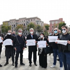 La protesta dei ristoratori a Bari