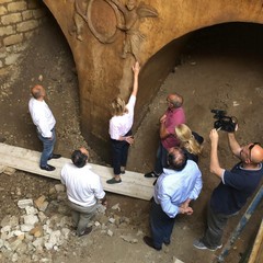 cantiere piazza diaz a ceglie del campo sopralluogo allinterno della cisterna