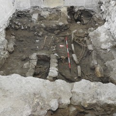 scavi tombe strada annunziata
