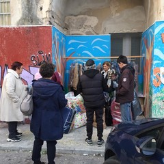 Il dono dei Lions al muro della solidarietà di InConTra