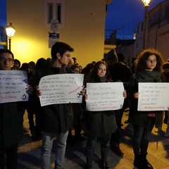 Manifestazione #FateliScendere