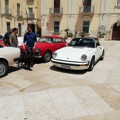 Le auto storiche a Bari vecchia