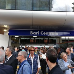 Apre il nuovo sottopassaggio di Bari centrale
