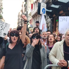 La manifestazione contro Salvini a Bari