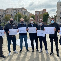 La protesta dei ristoratori a Bari