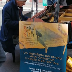 La maratona musical-solidale dell'onorevole Sisto nel centro di Bari