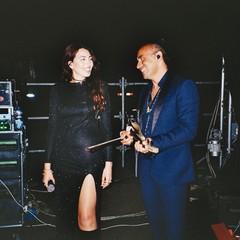 L’unicità di Tuasorellaminore con la sua musica cosmopolita che intreccia tradizione e attivismo