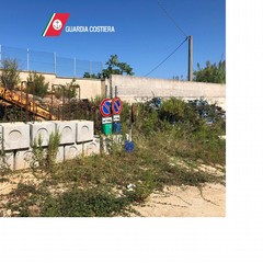 L'area sequestrata adibita a discarica
