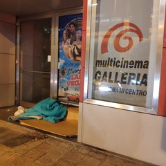 La situazione davanti al cinema