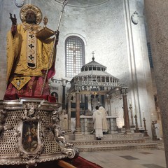 L'estrazione dei motopescherecci in basilica