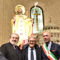 San Nicola a Bari Vecchia ed accensione Albero di Natale