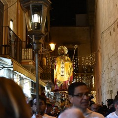 San Nicola a Bari Vecchia ed accensione Albero di Natale