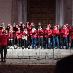 La cerimonia in piazza Odegitria