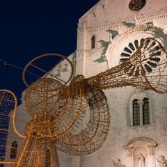 La cerimonia in piazza Odegitria