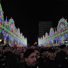 I fuochi d'artificio e le luminarie di San Nicola 2025