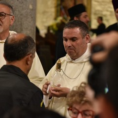 Prelievo sacra manna San Nicola 2025