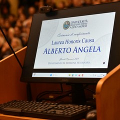 Laurea Alberto Angela