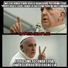 I meme su Papa Francesco a Bari