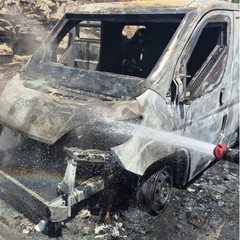 Incendio di un furgone portavalori a San Giorgio