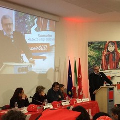 michele emiliano convegno cgil