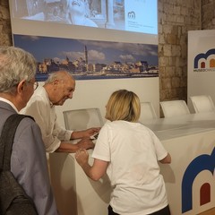 A Bari la mostra fotografica “Immagini della follia tra memoria e progetto” con Uliano Lucas