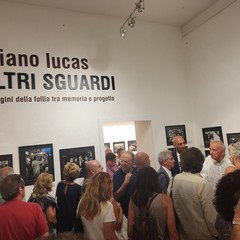 A Bari la mostra fotografica “Immagini della follia tra memoria e progetto” con Uliano Lucas