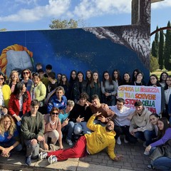 Retake Bari, il murale su Tiziano Terzani per festeggiare i 10 anni
