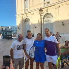 In piazza del Ferrarese arriva la Festa del Tennis in preparazione alla Hopman Cup