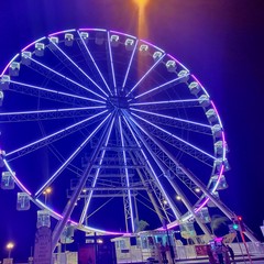 La ruota panoramica del lungomare barese resterà in largo Giannella fino agli inizi di dicembre