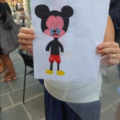 sciopero lavoratori disney store