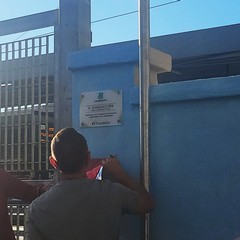 Inaugurato “Il Viaggiatore”: il murales che adorna il muro della stazione in via Capruzzi
