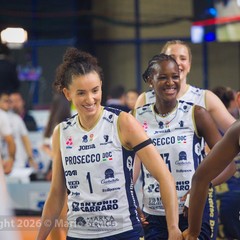 Bari ritrova la grande pallavolo: il PalaFlorio si accende per la Supercoppa, trionfa Conegliano