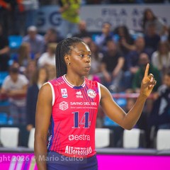 Bari ritrova la grande pallavolo: il PalaFlorio si accende per la Supercoppa, trionfa Conegliano