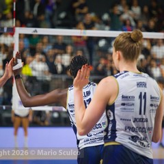 Bari ritrova la grande pallavolo: il PalaFlorio si accende per la Supercoppa, trionfa Conegliano
