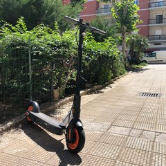 tentato furto monopattino