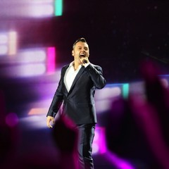 Tiziano Ferro incanta il pubblico di Bari