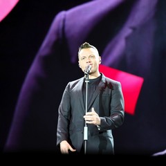 Tiziano Ferro incanta il pubblico di Bari