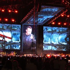 Tiziano Ferro incanta il pubblico di Bari