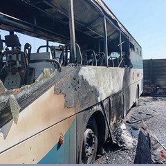 I danni dopo l'incendio al deposito STP