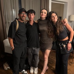Battiti Live 2026, l'hairstylist Salvo Binetti cura i look di Serena Brancale e Arisa
